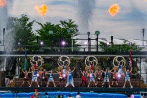 西武園ゆうえんち 新夏イベはプールで水かけショー「大水合戦」