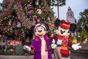 ディズニーランド・リゾート2021年はクリスマスイベントを開催 最新映画「ミラベル」も登場