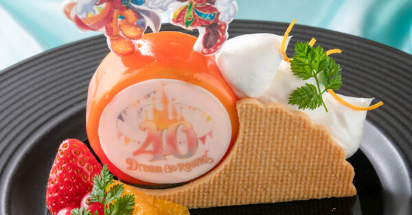 【写真】TDR40周年、シンデレラ城やパーク各所にデコレーション「ドリームガーランド」登場｜あとなびマガジン