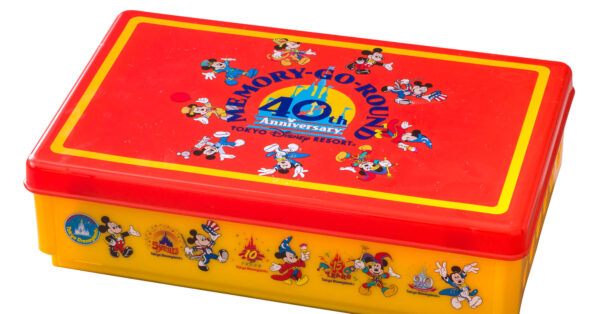 東京ディズニーリゾート40年記念BOX 缶入りセット CD12枚冊子2冊地図