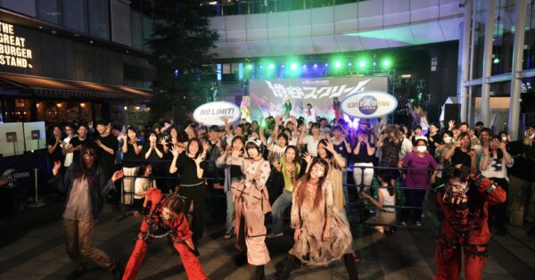 レア★USJ ハロウィン ストラップ　チャーム　ジョーズ　2017 USJハロウィーンイベント『渋谷スクリーム』にあのちゃん登場”流石に