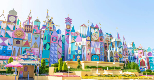 イッツ・ア・スモールワールド9/17で一時クローズ マーベルバージョン