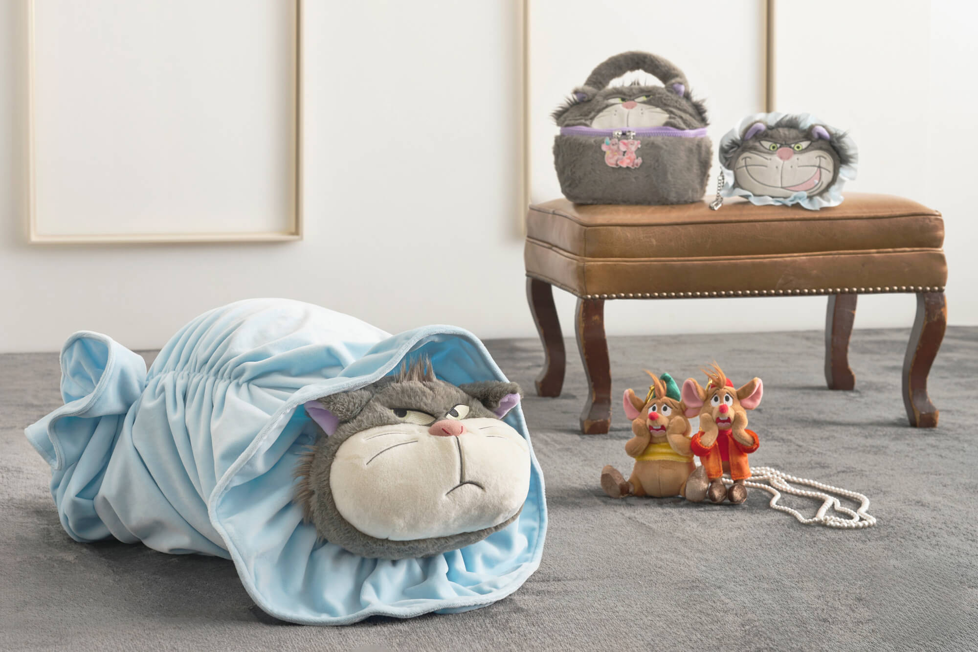 ディズニーストア 猫の日2025 おしゃれキャット ぬいぐるみキーチェーン ディズニーストア 猫の日 CAT DAY 2025マリー ベルリオーズ
