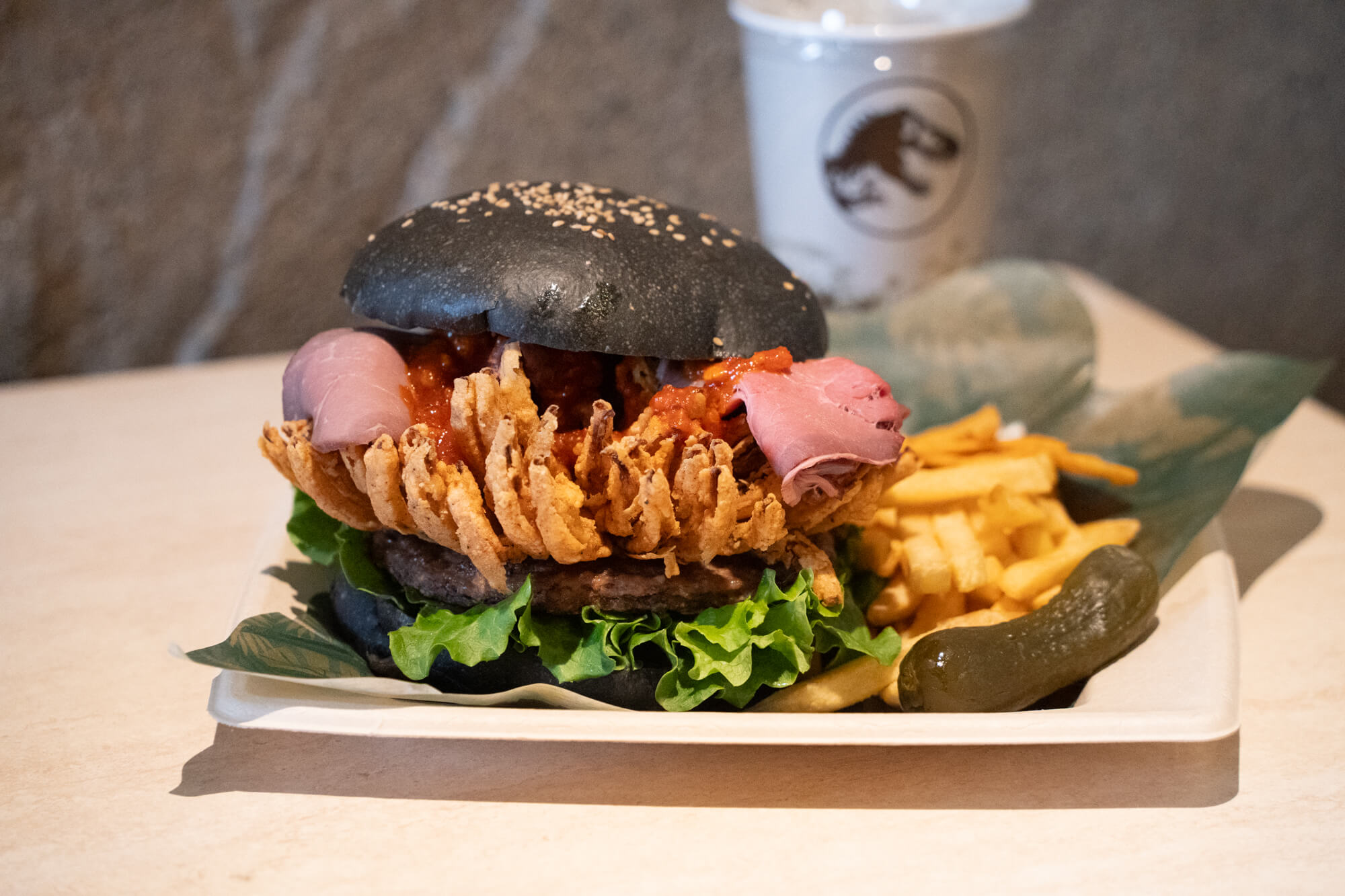 ジュラシック・パークの恐竜＆アトラクションメニュー新登場