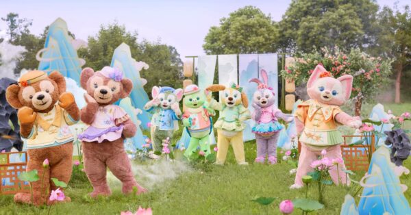 上海ディズニーランド ダッフィー アウター スタジャン 上海ディズニーランド ダッフィー アウター スタジャン この秋