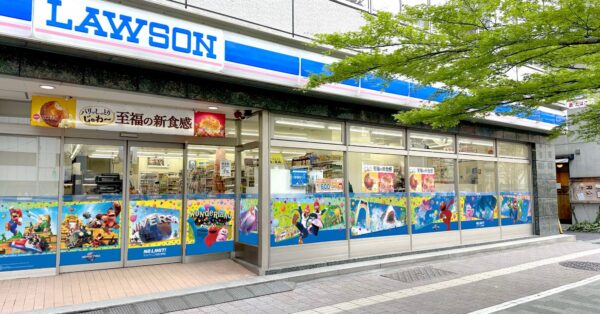 ローソンにUSJラッピング コラボ店舗が銀座に期間限定オープン