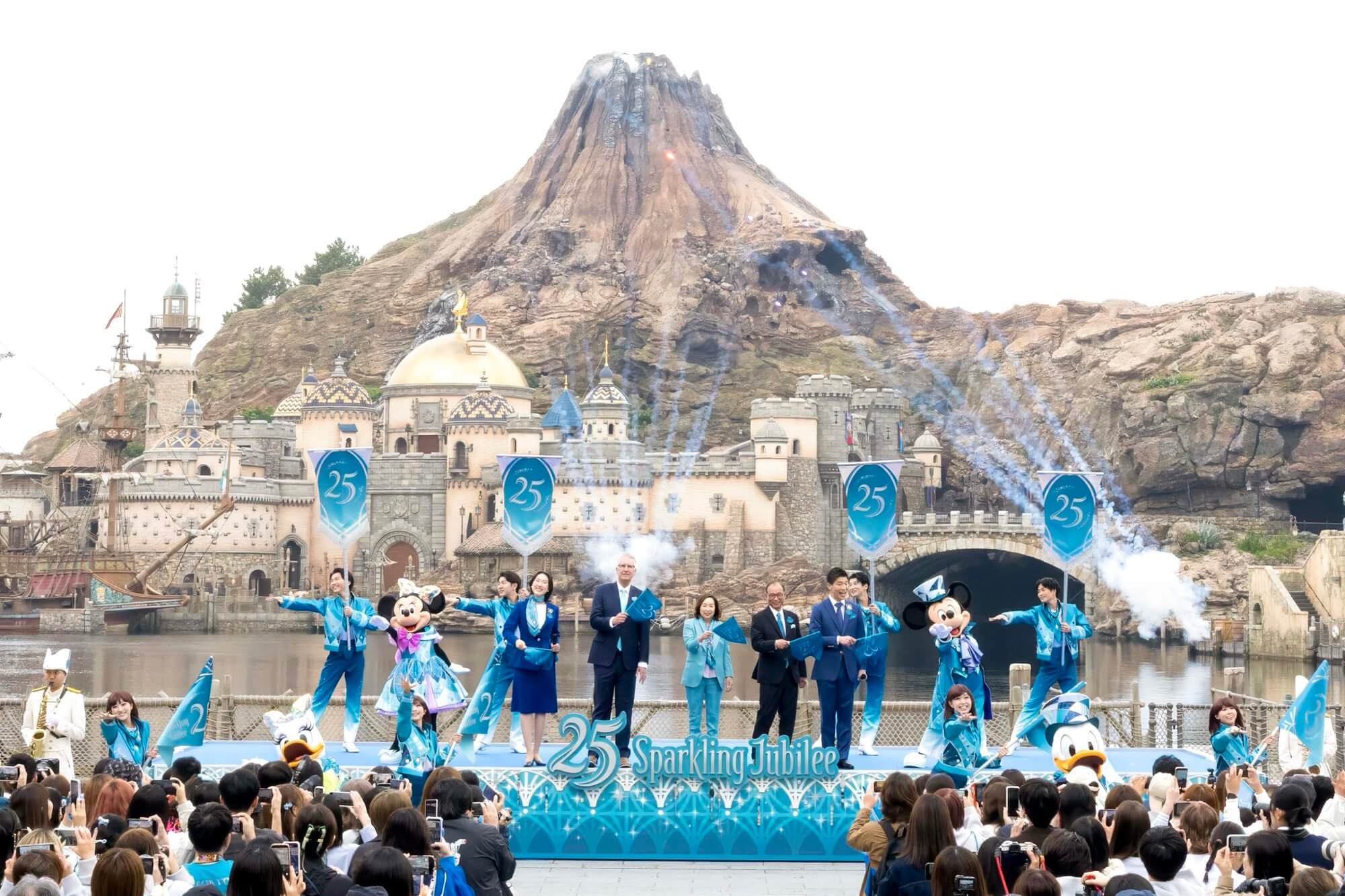 東京ディズニーシー25周年オープニングセレモニーを開催｜あとなびマガジン
