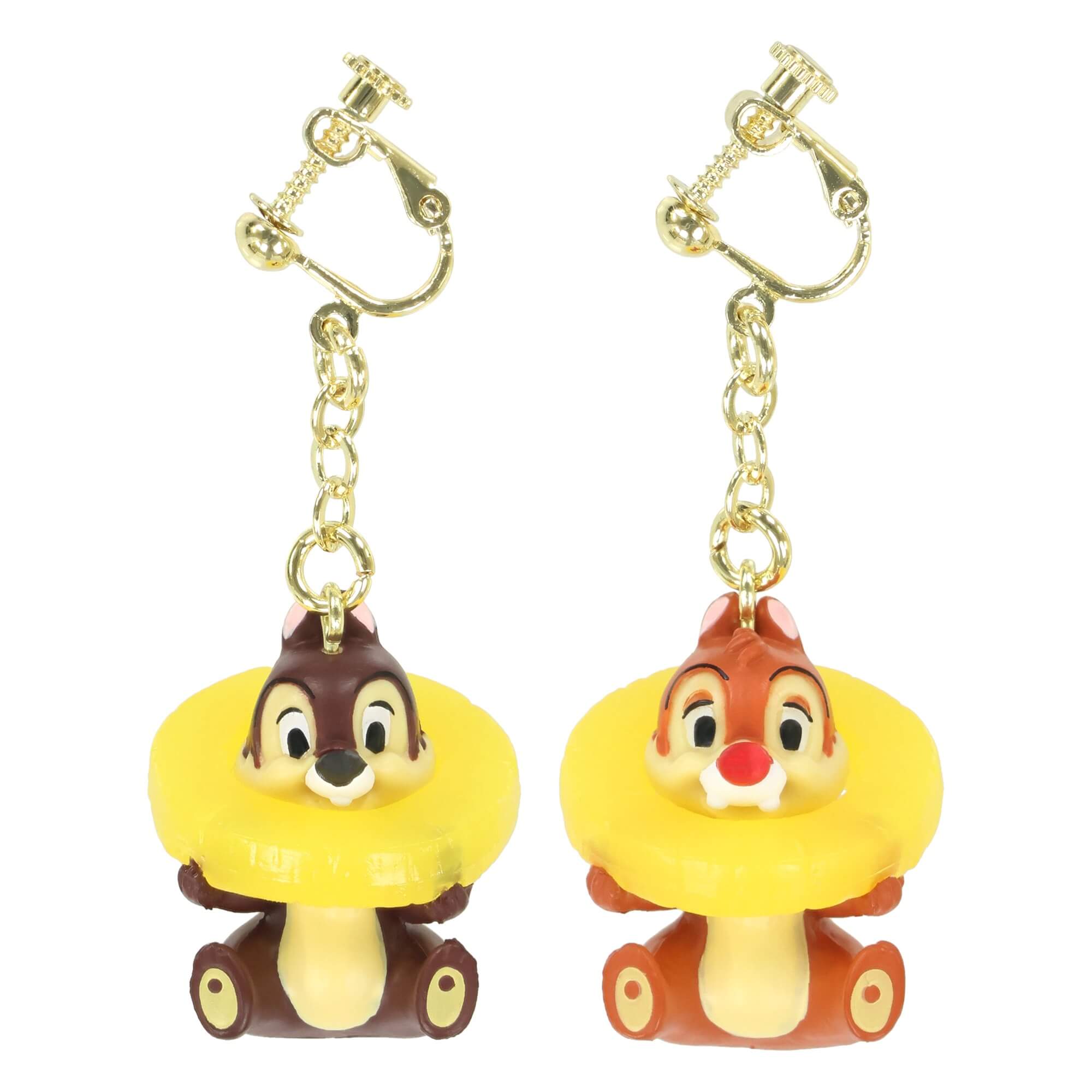 パイナップルに入ったチップ＆デールのイヤリング 東京ディズニー
